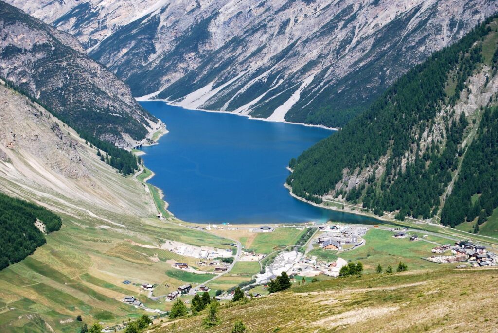 lago di livigno carpe diem hotel