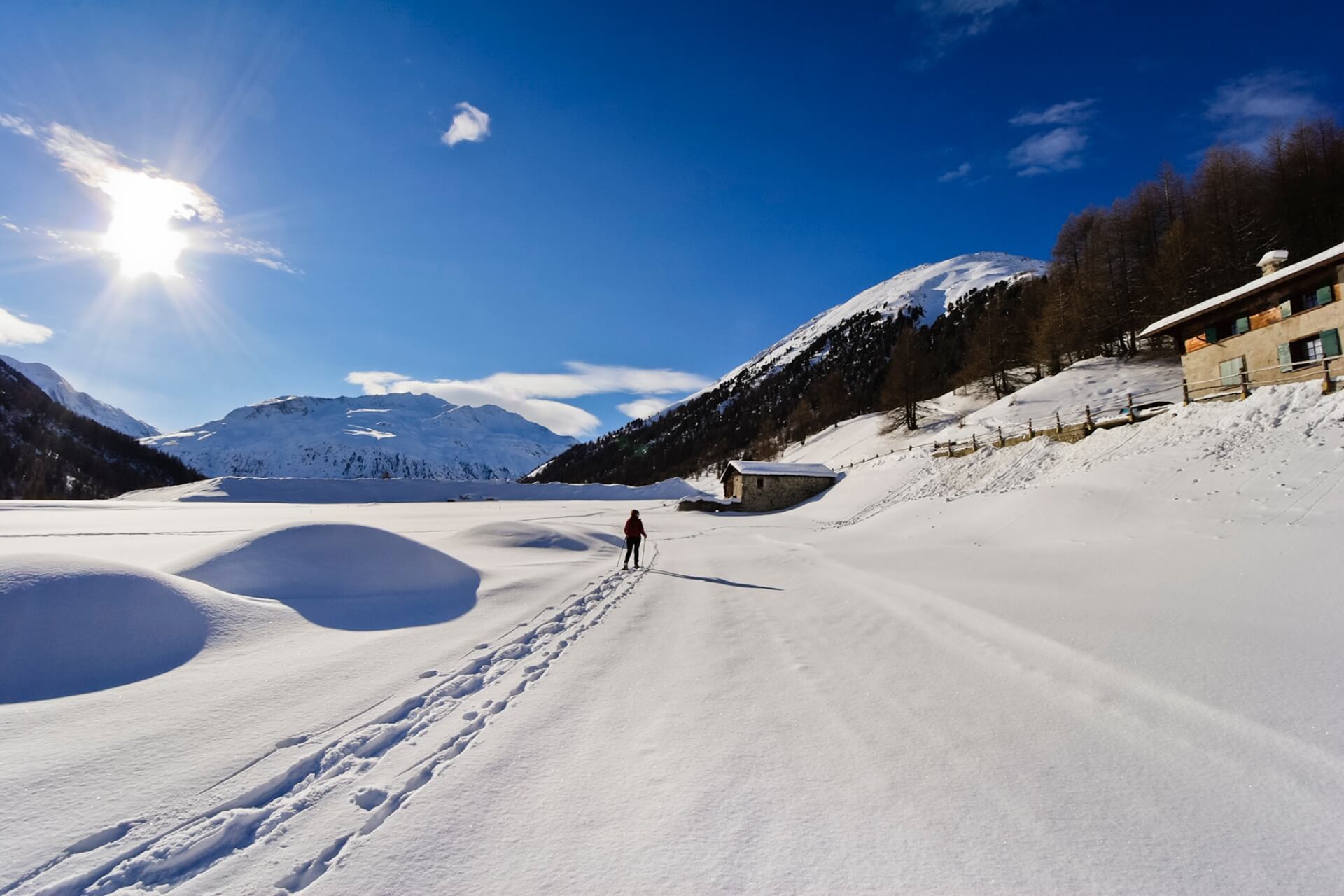 hiking on the snow in Livigno