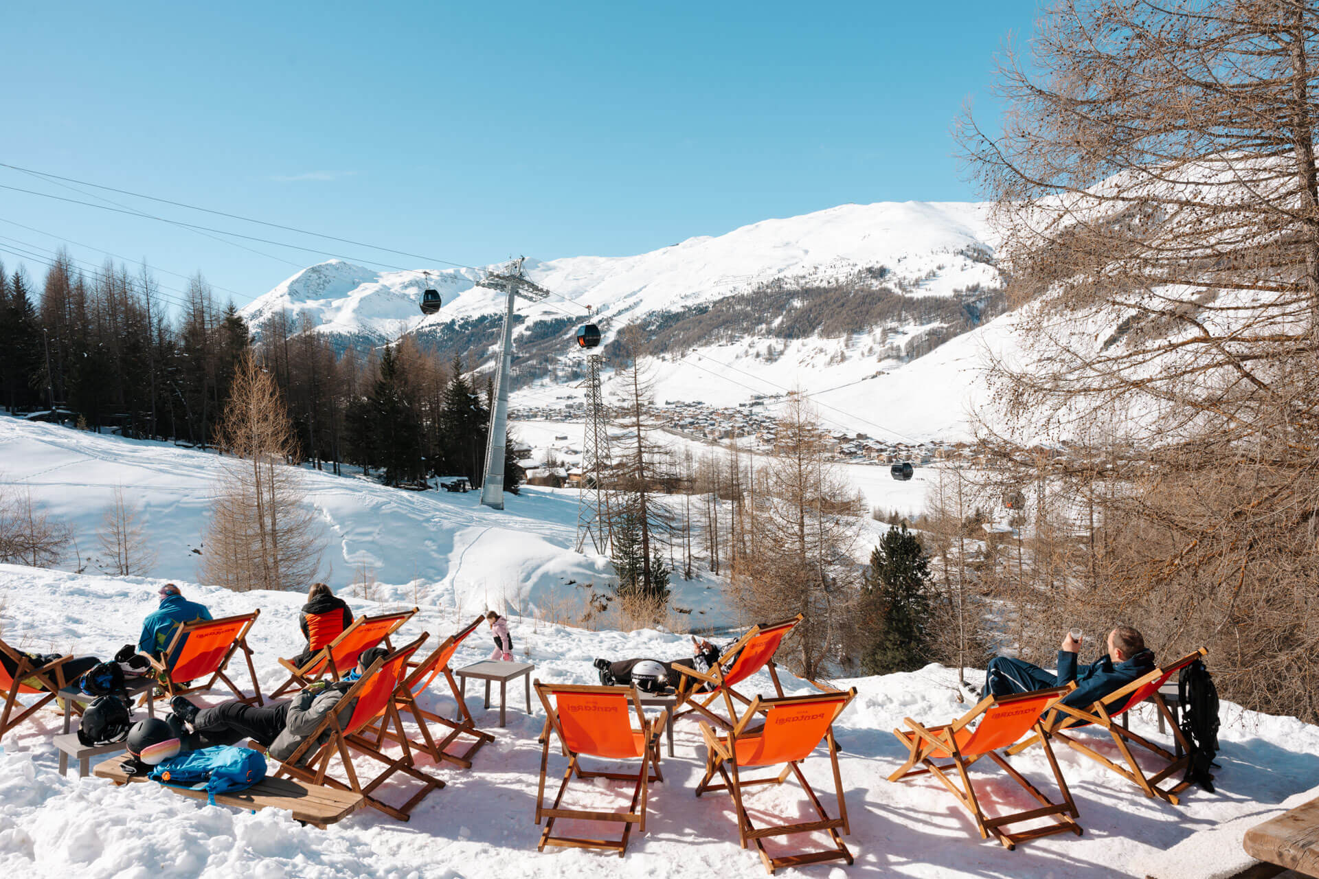 pranzi, aperitivi e apres ski sulle psite del mottolino - ristoro Baita Pantarei Livigno